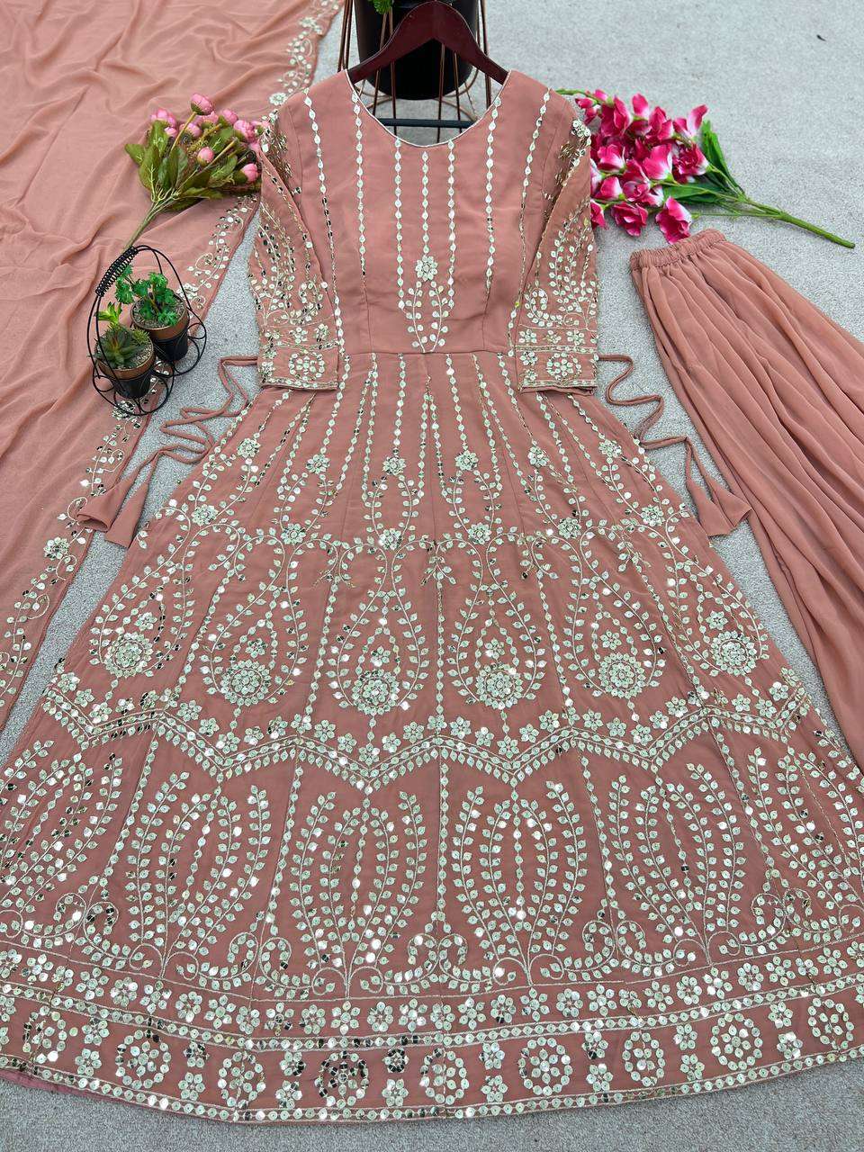 SR 1607 GOWN SET