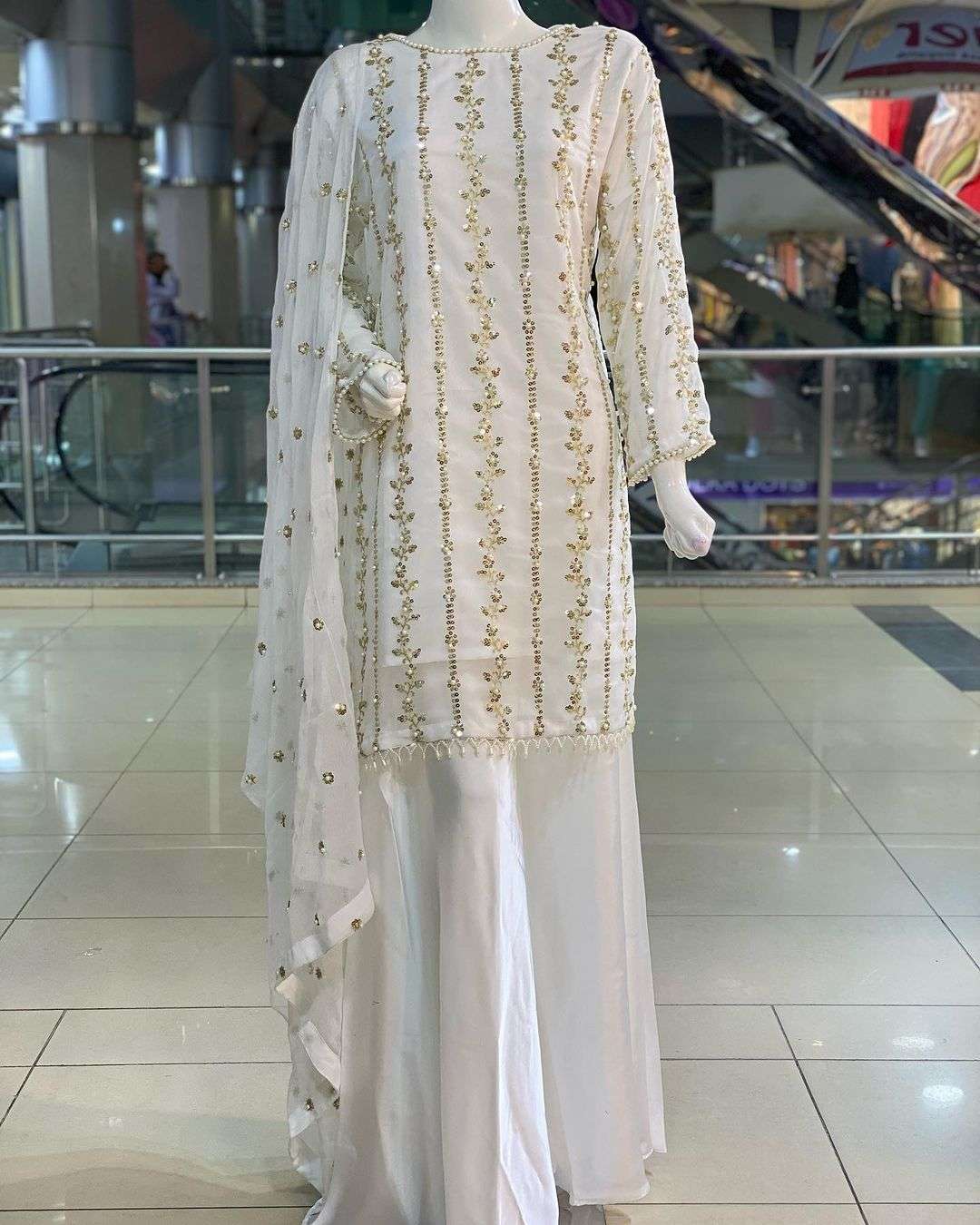SRK 5121 SHARARA SUIT