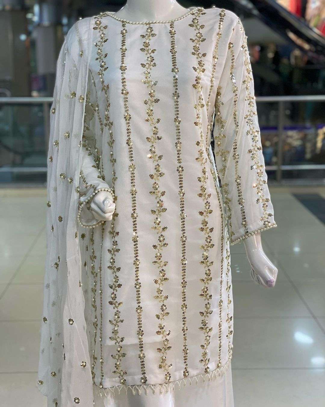 SRK 5121 SHARARA SUIT