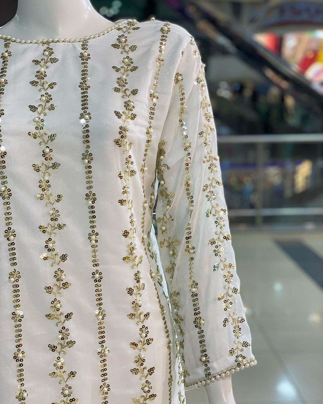 SRK 5121 SHARARA SUIT
