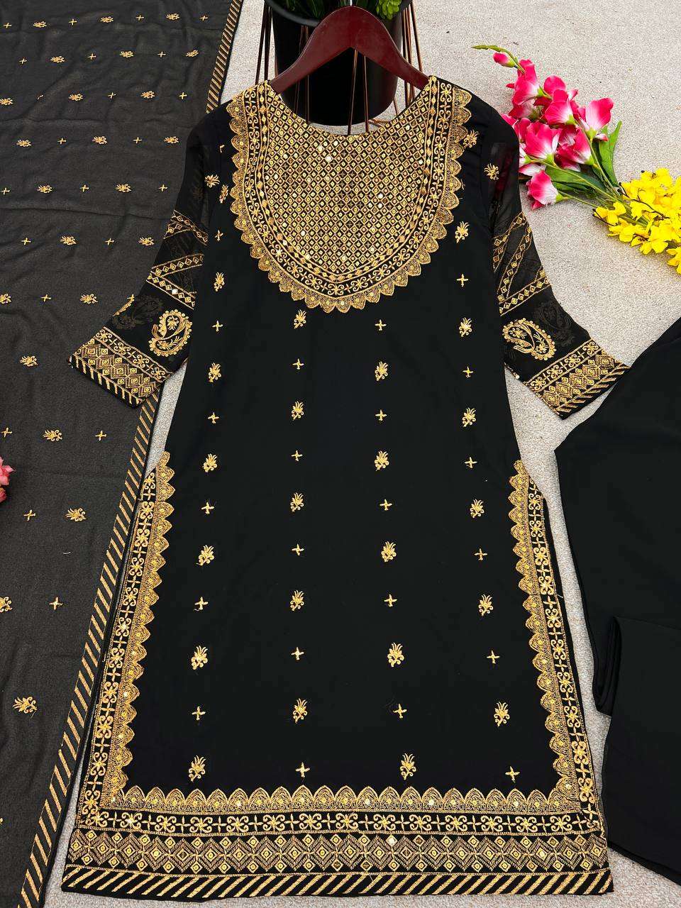 SRK 5126 PAKISTANI SUIT