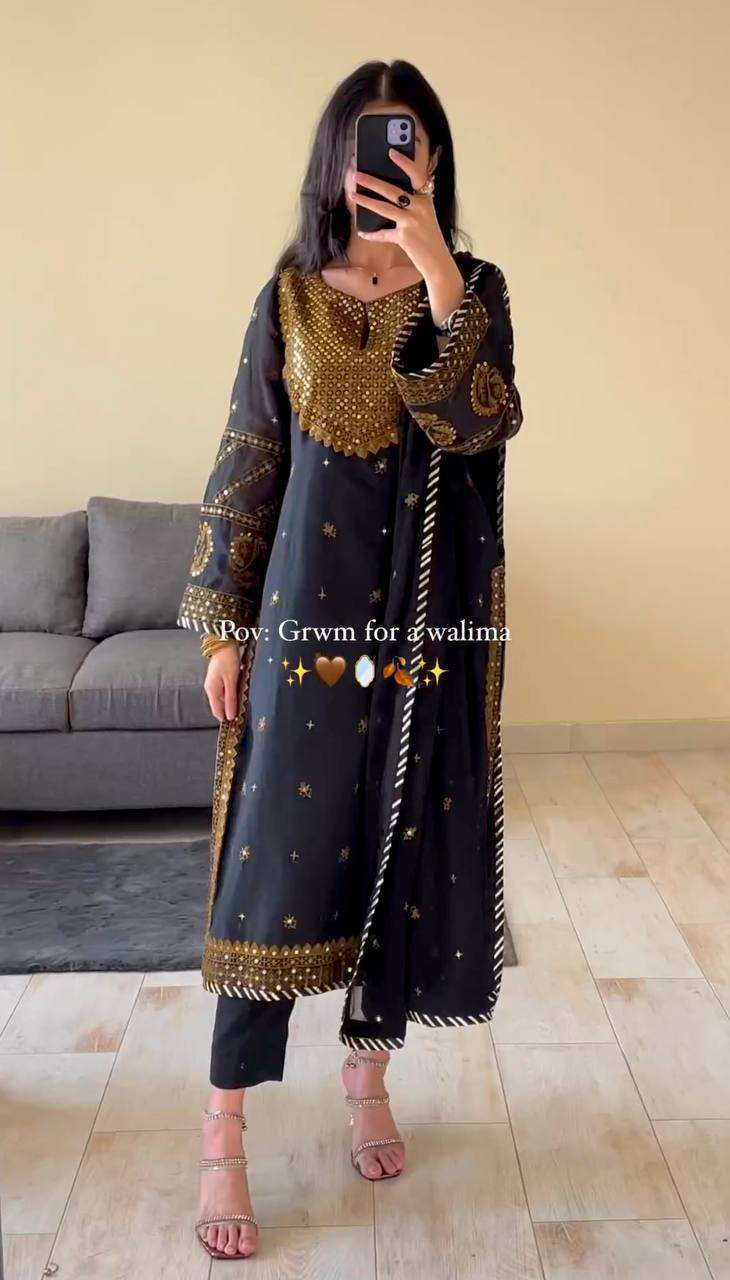 SRK 5126 PAKISTANI SUIT