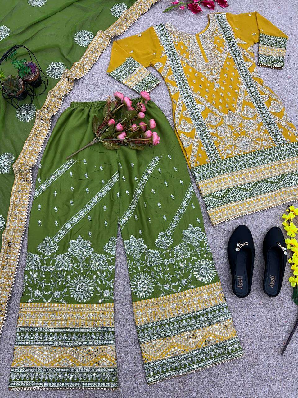SSR 447 PAKISTANI SUIT