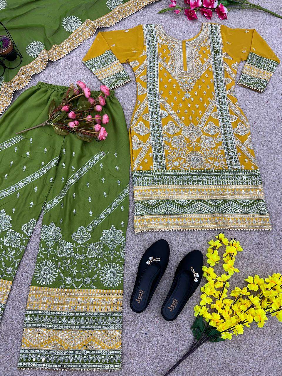 SSR 447 PAKISTANI SUIT