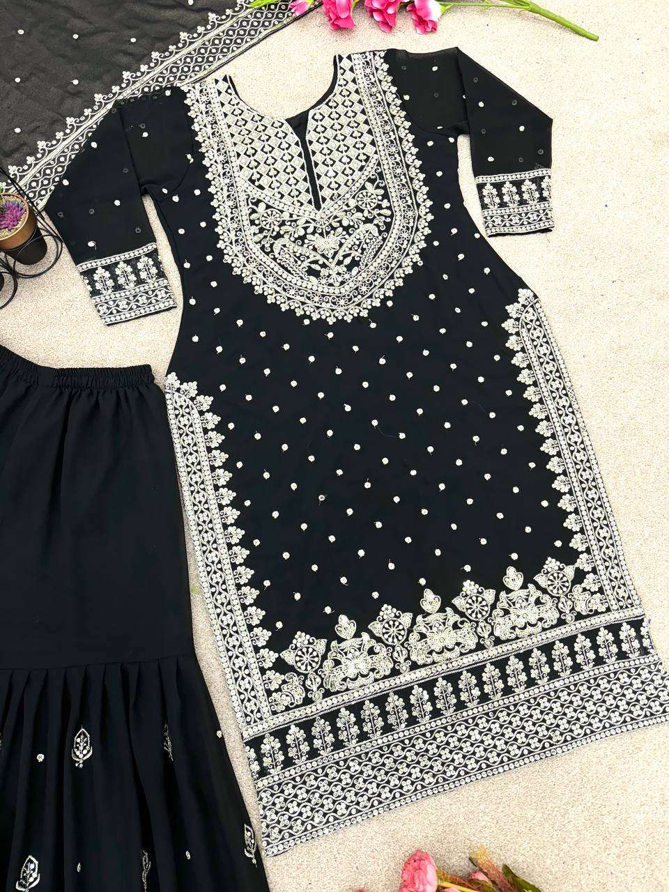 SSR 449 SHARARA SUIT