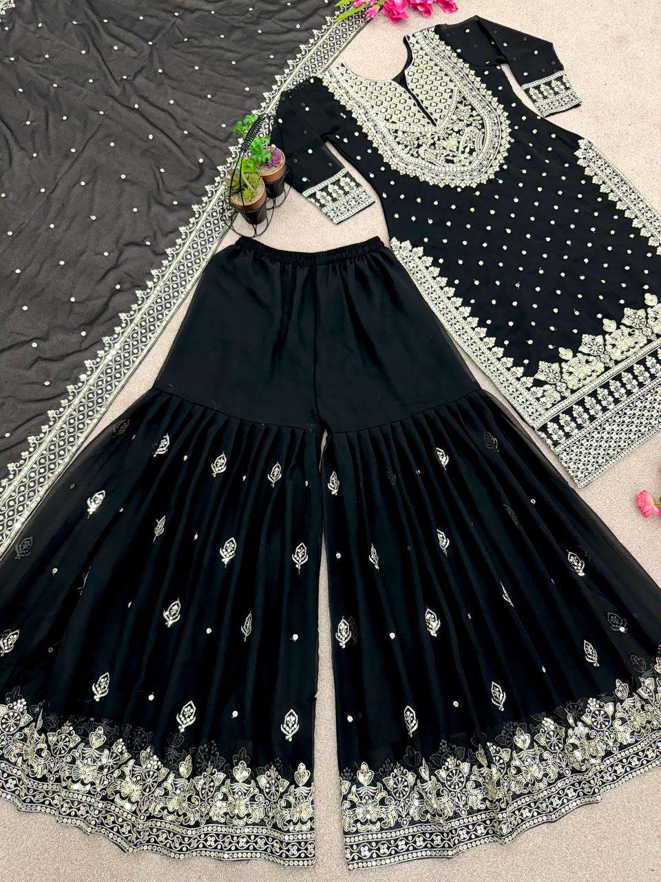 SSR 449 SHARARA SUIT