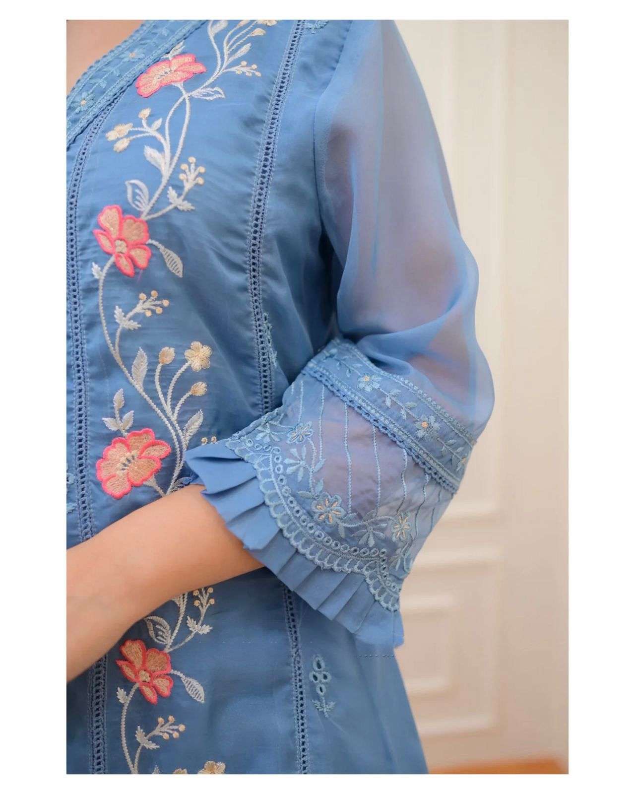X ANGLE ANARKALI KURTI SET
