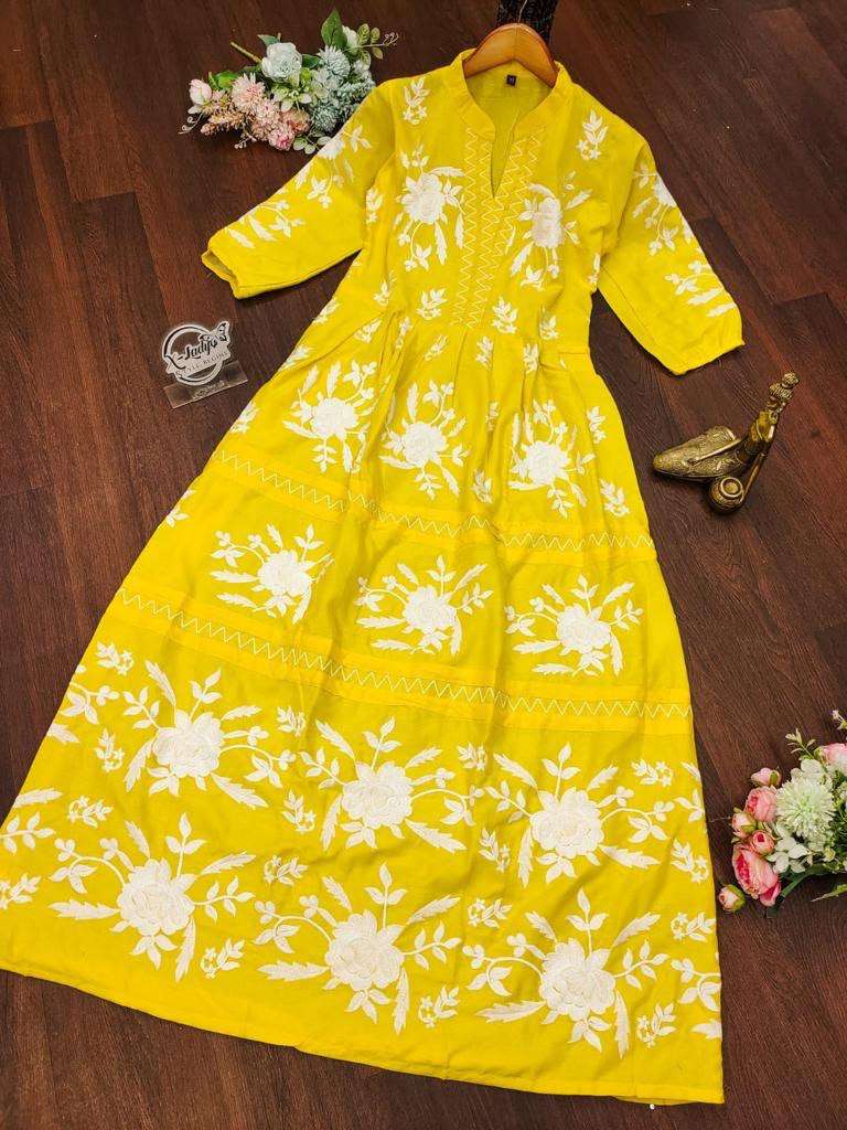X ANGLE GOWN SET