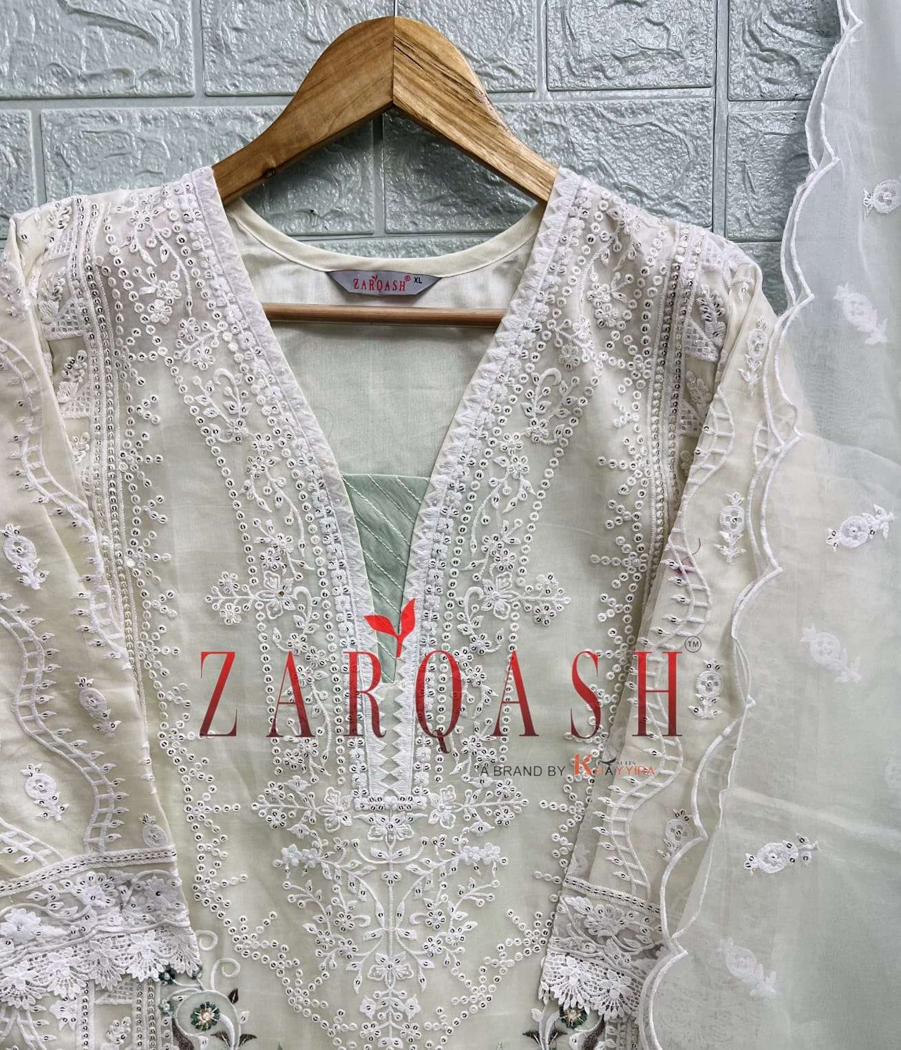 ZARQASH Z 202 ORGANZA BEAUTIFUL EMBROIDERED SUIT