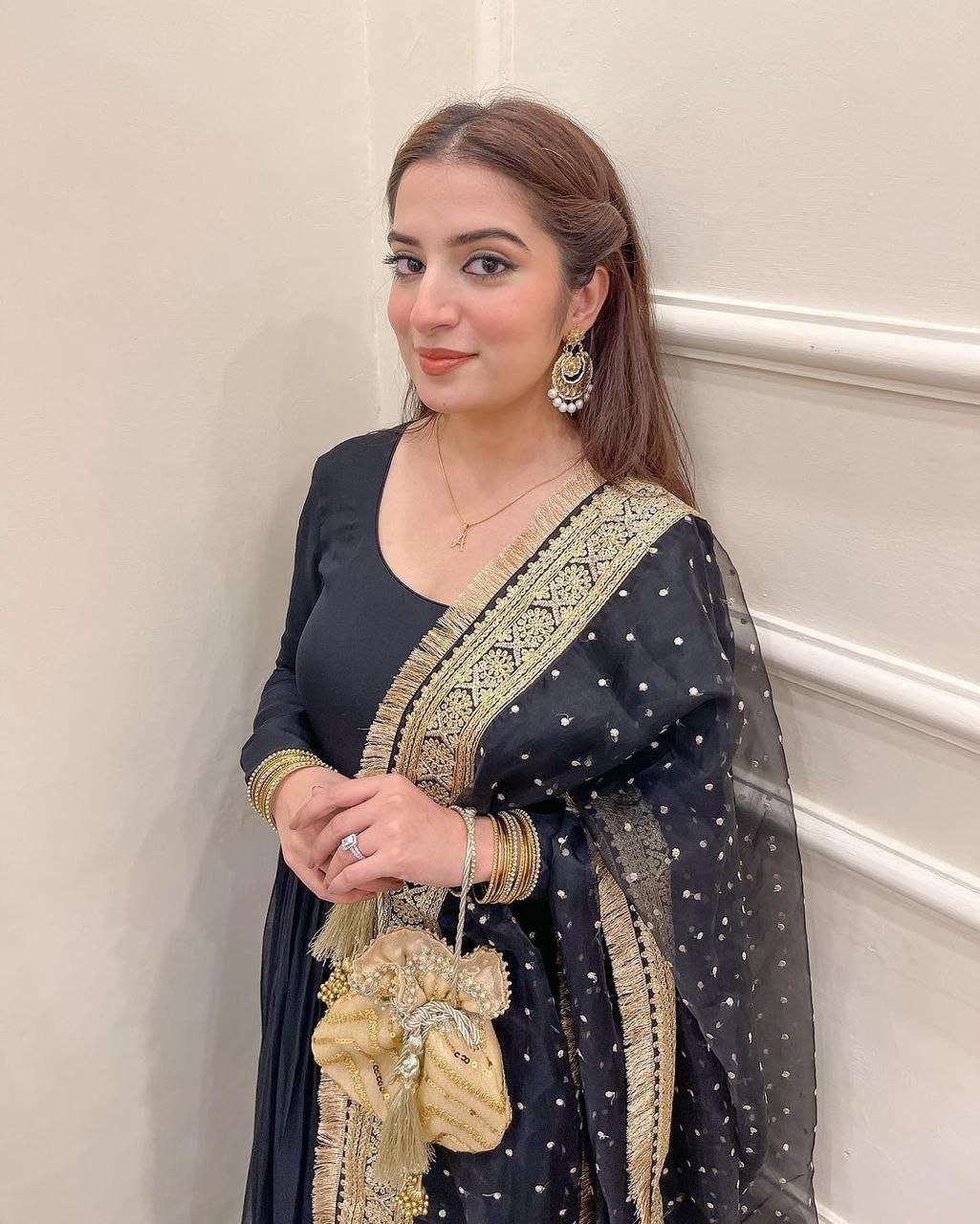 ZD 10069 GOWN DUPATTA