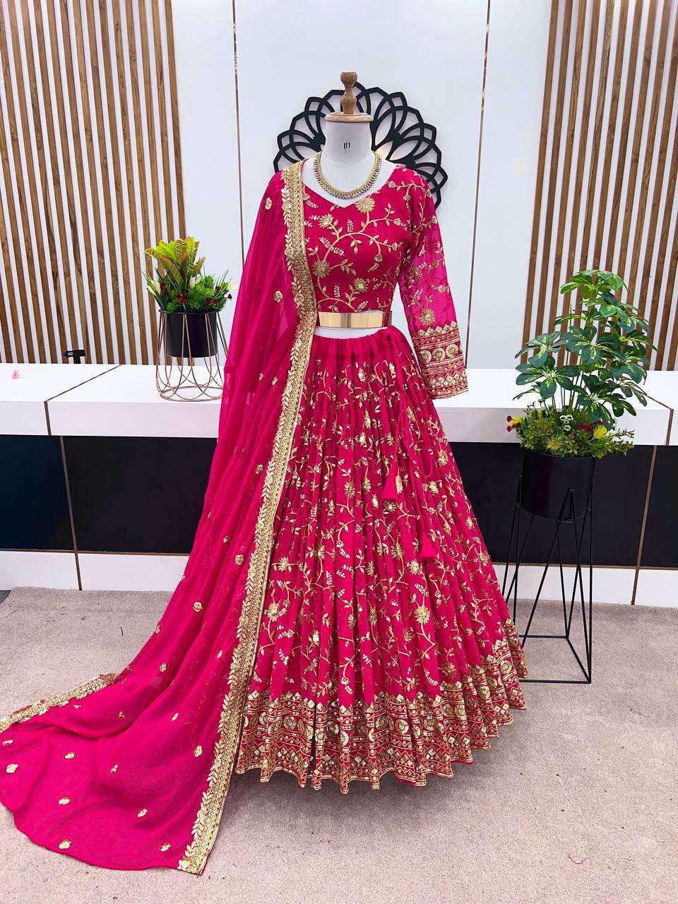 ZF 356 LEHENGA CHOLI
