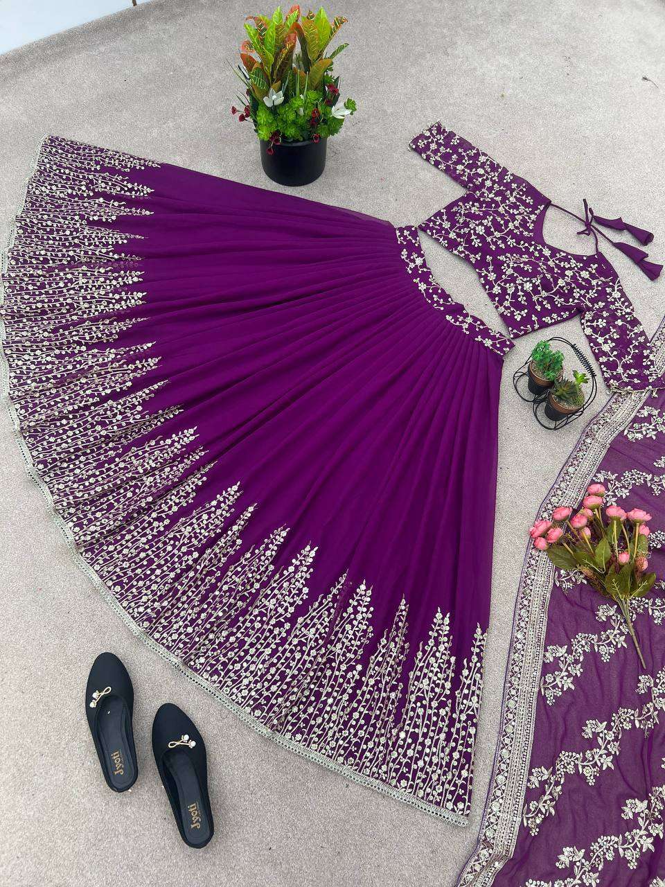 ZF 358 LEHENGA CHOLI