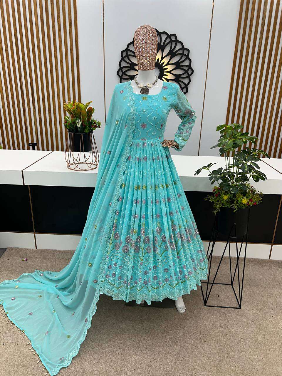 ZF 360 ANARKALI KURTI SET