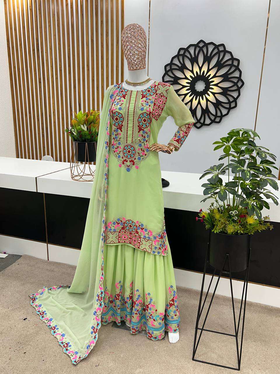 ZF 363 SHARARA SUIT