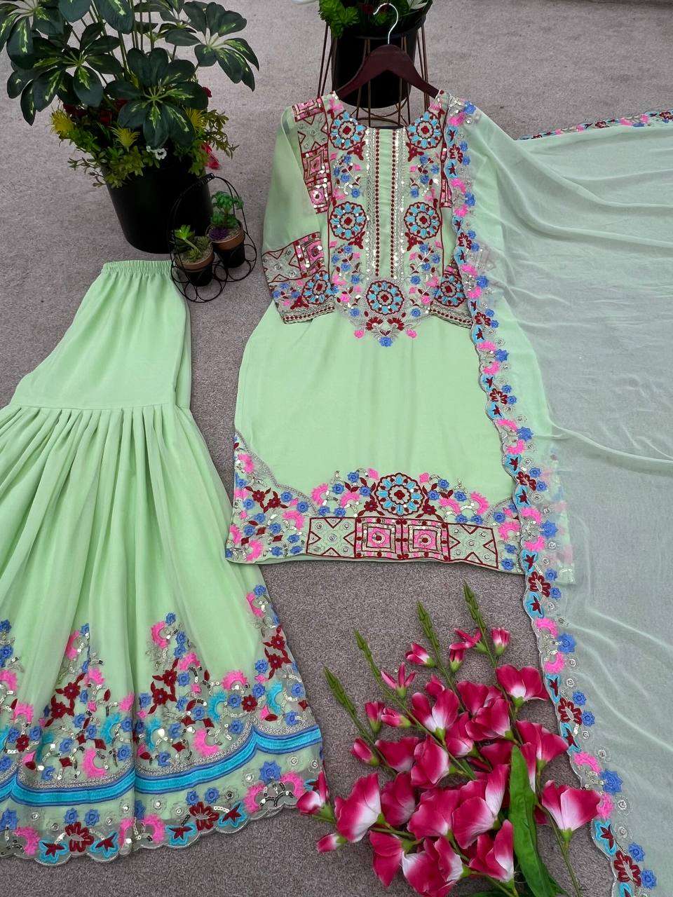 ZF 363 SHARARA SUIT
