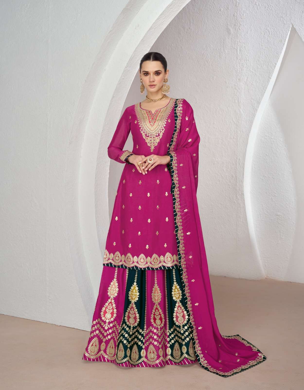 AASHIRWAD CREATION KANIKA HEAVY DESIGNER WEDDING WEAR SUIT