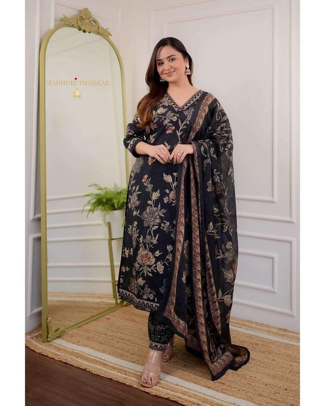 AKD 102 KURTI SET