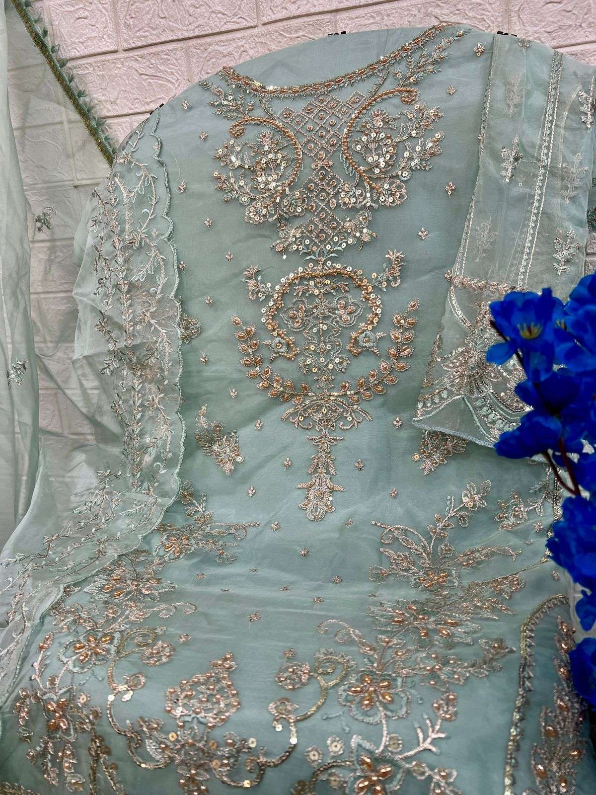 AL KHUSHBU ALEXA VOL 1 PAKISTANI ORGANZA SUIT