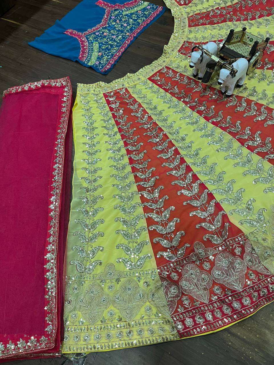 BD 1582 LEHENGA CHOLI