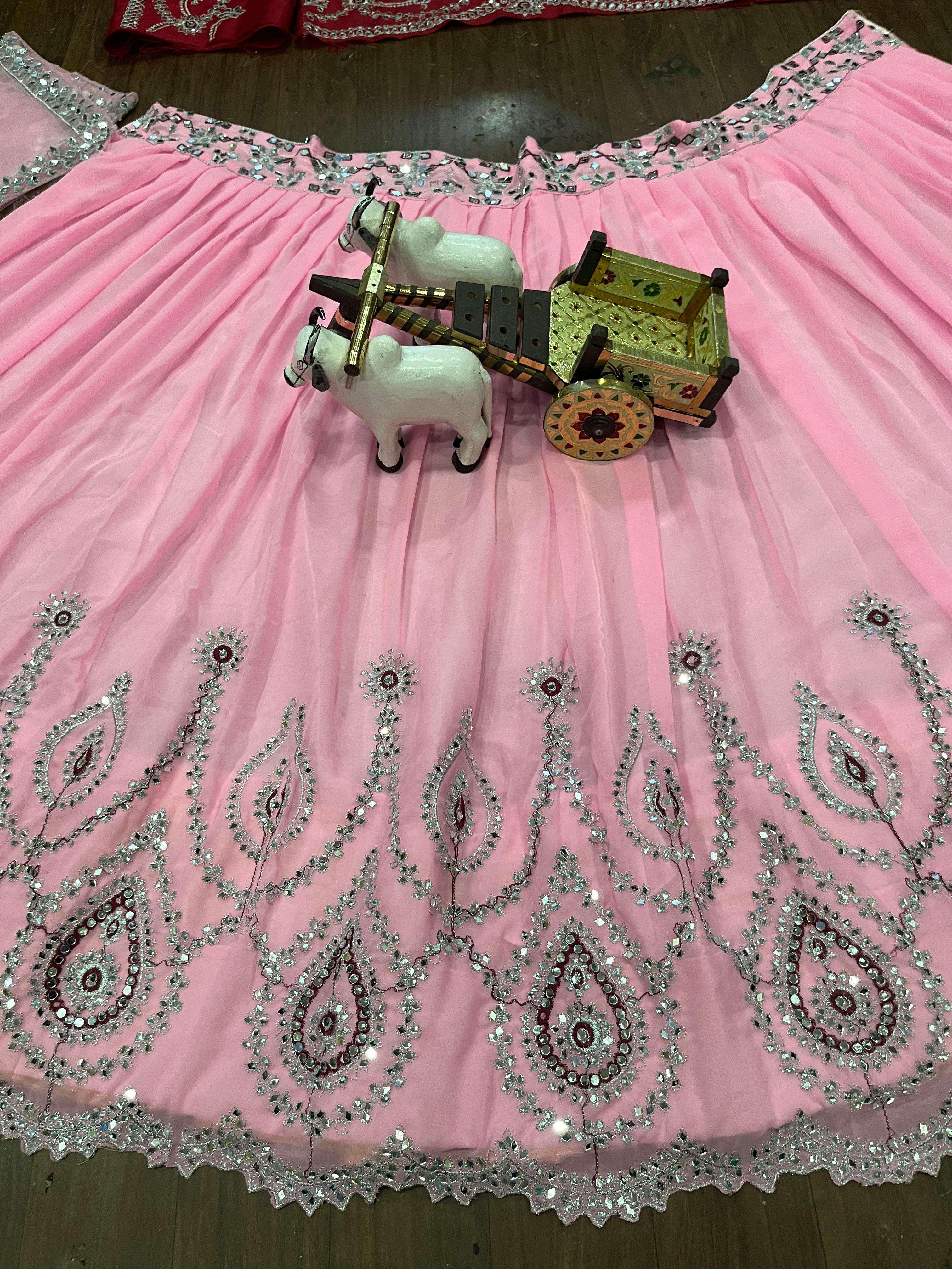 BD 1586 LEHENGA CHOLI
