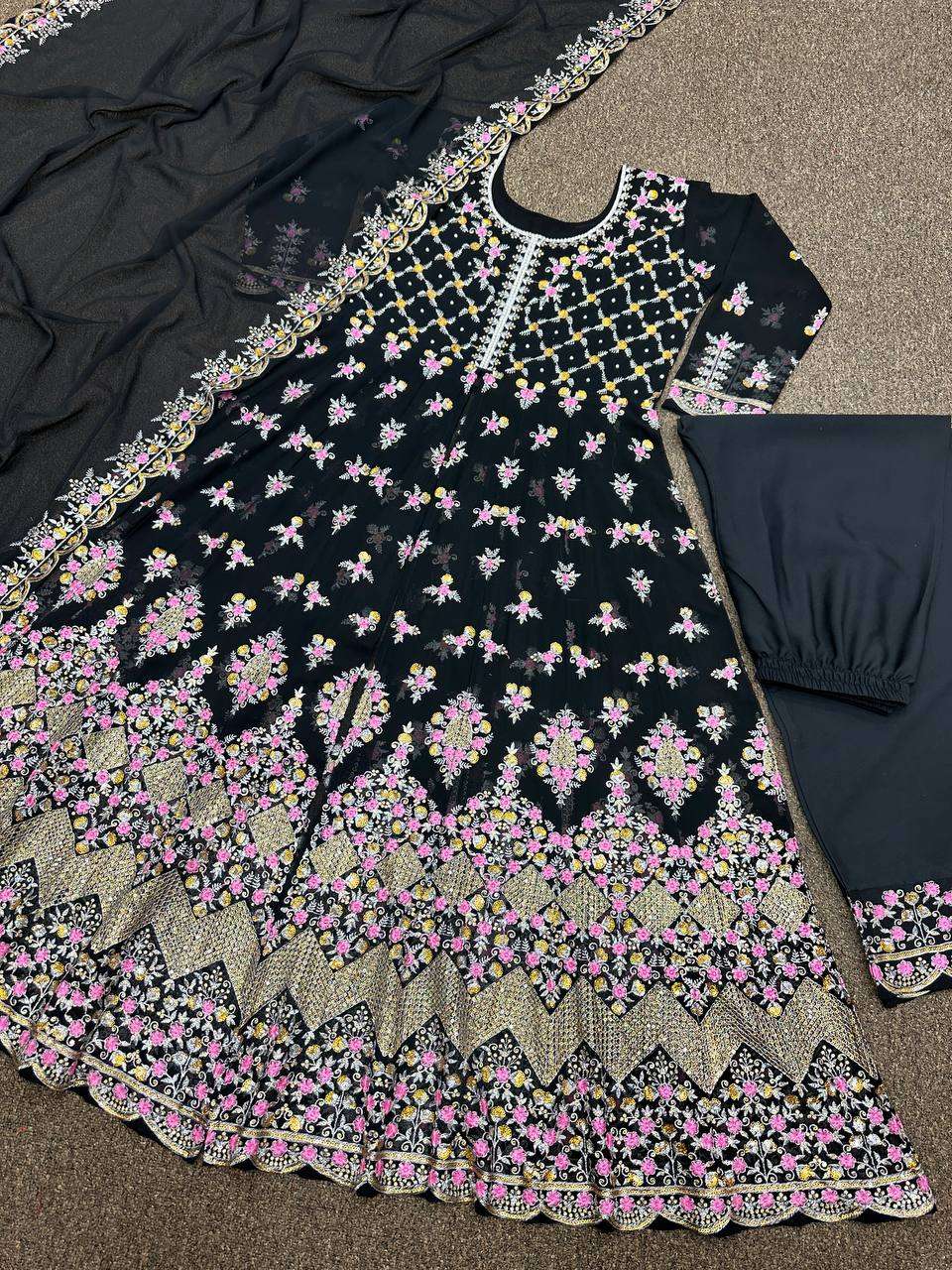 DHK 1264 GOWN SET