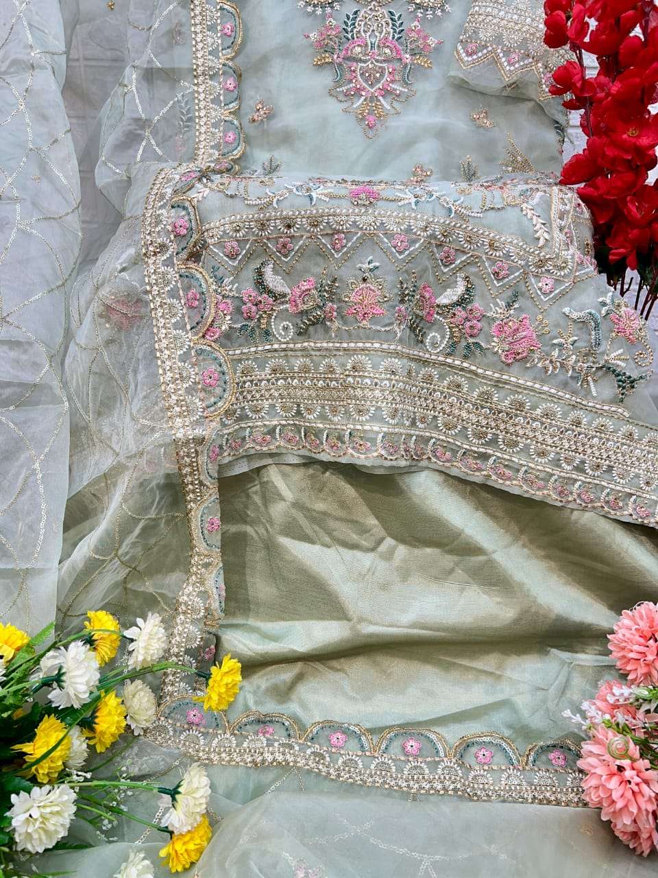 DINSAA SUIT D NO  240 FANCY DESIGNER SUIT