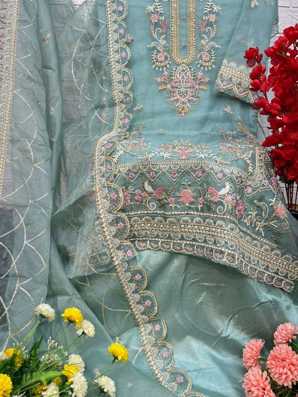 DINSAA SUIT D NO  240 FANCY DESIGNER SUIT