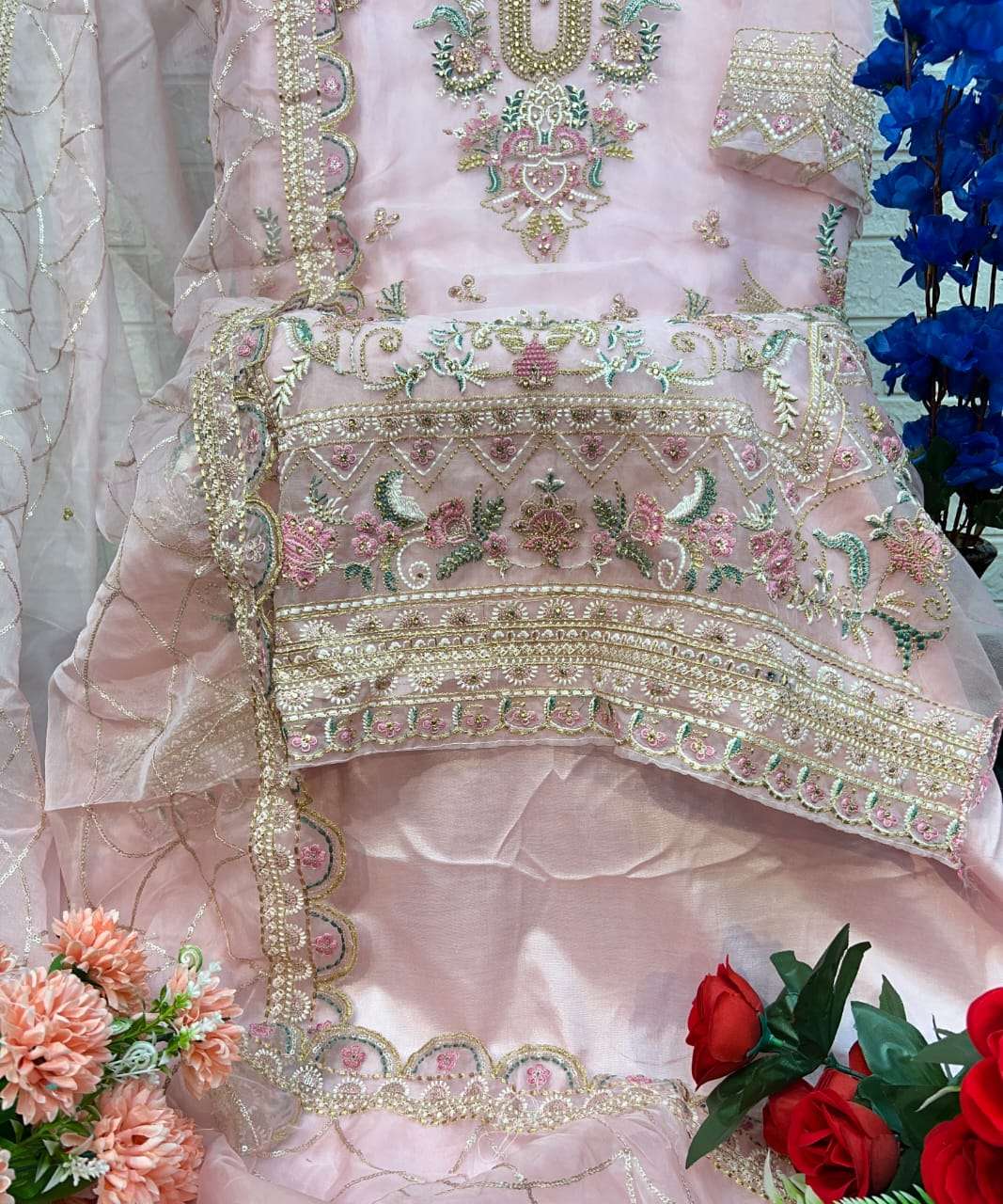 DINSAA SUIT D NO  240 FANCY DESIGNER SUIT