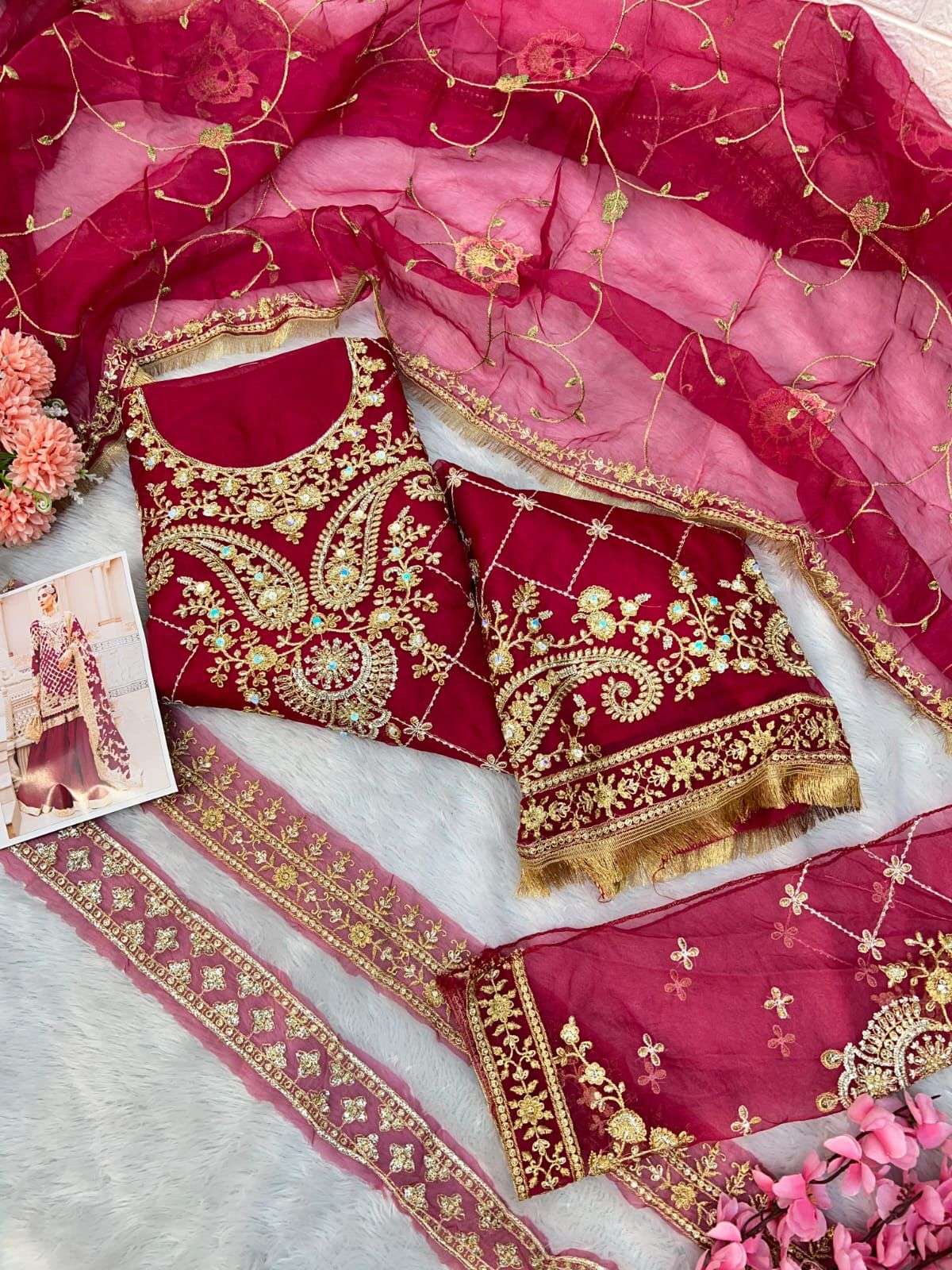 DINSAA SUIT D NO 241 ORGANZA HEAVY EMBROIDERED SUIT