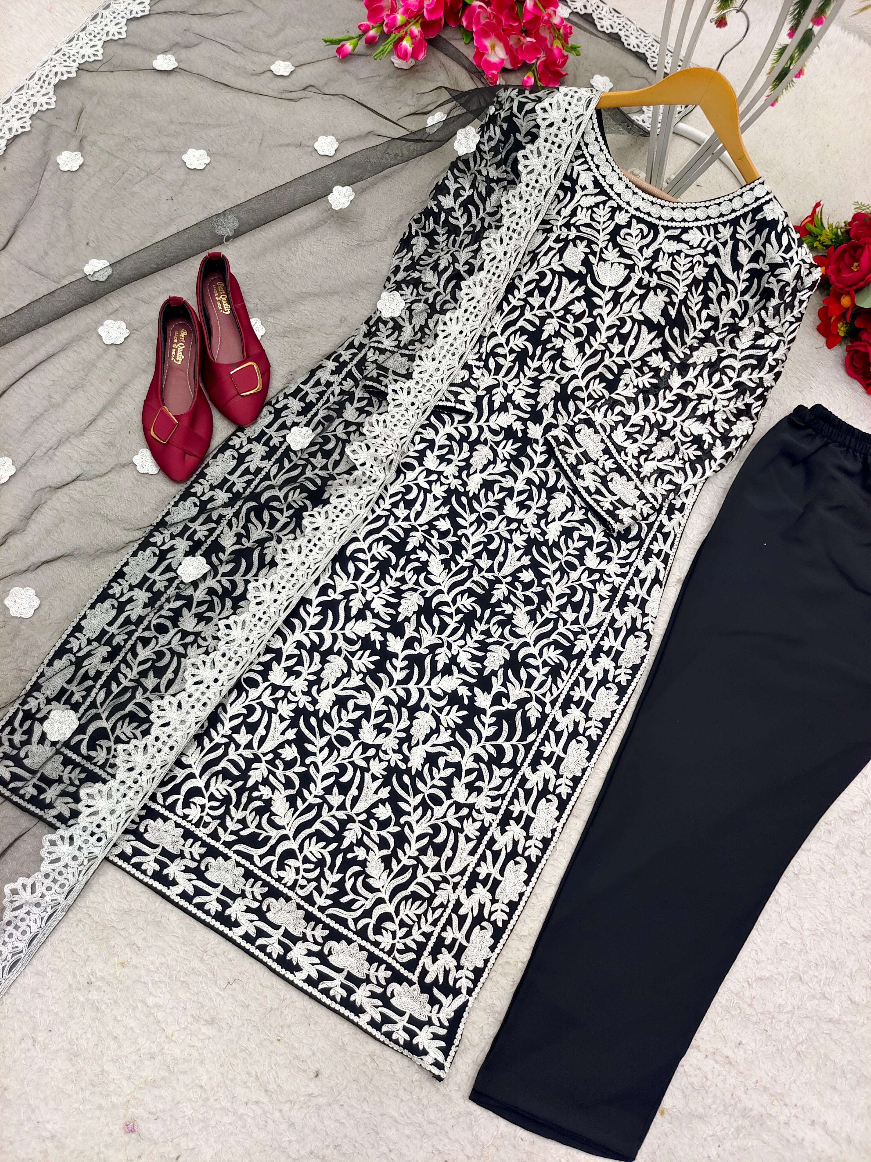 FD 8014 KURTI SET
