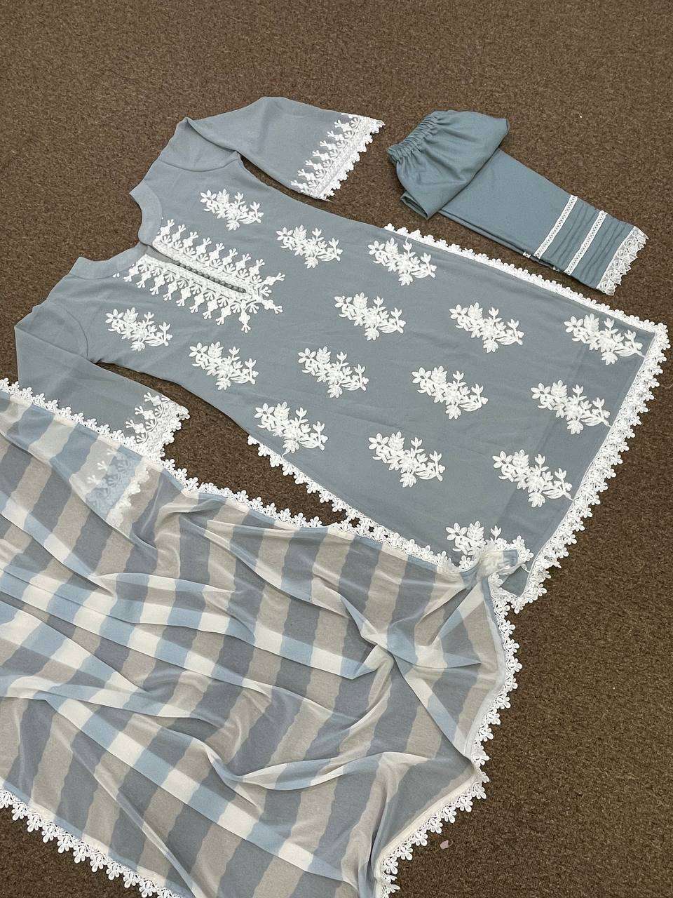 HK 1513 KURTI SET 