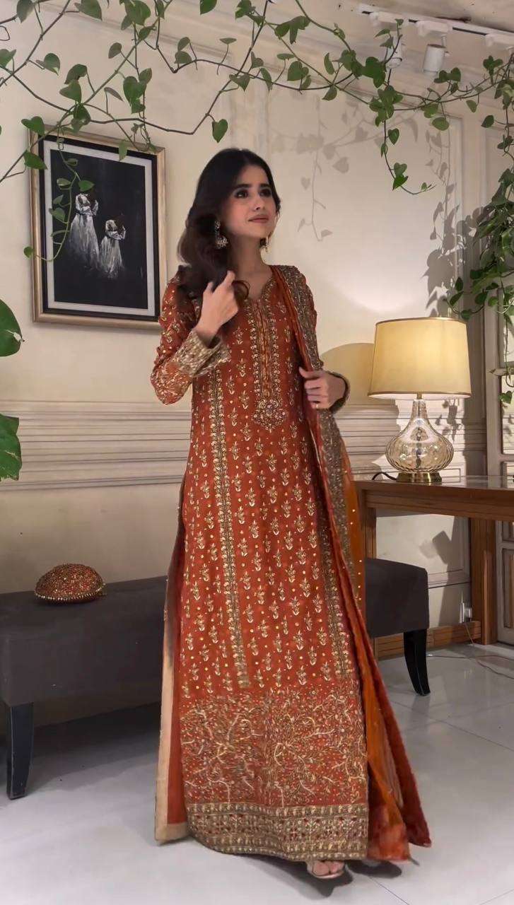 HK 1618 PARTYWEAR DRESS
