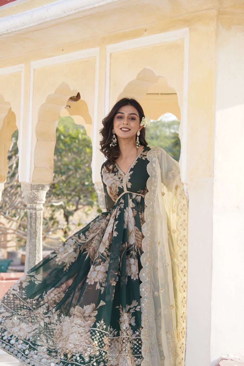 KA 1086 ALIA CUT GOWN