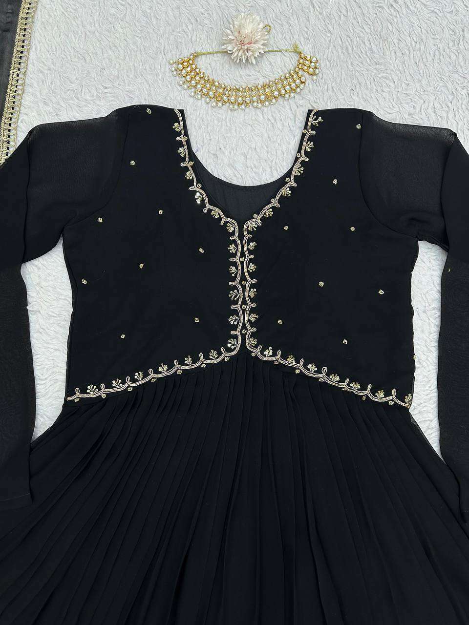 KD 1430 ALIACUT KURTI SET