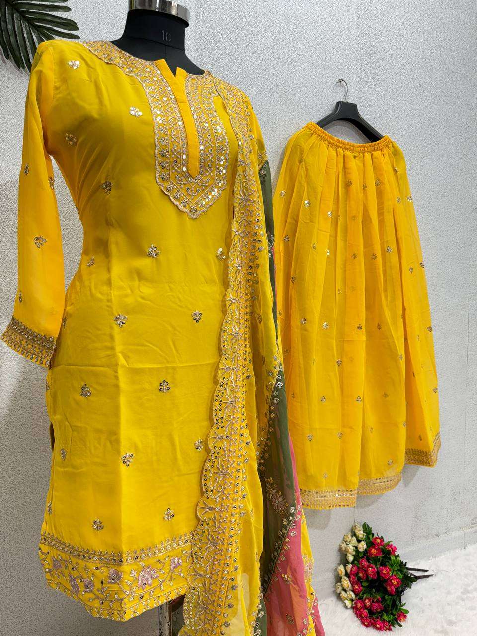 KF 1627 SHARARA SUIT