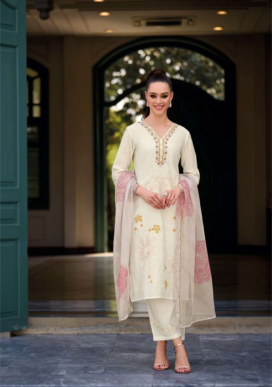 LADY LEELA RABYA VISCIOSE FANCY DESIGNER SUIT