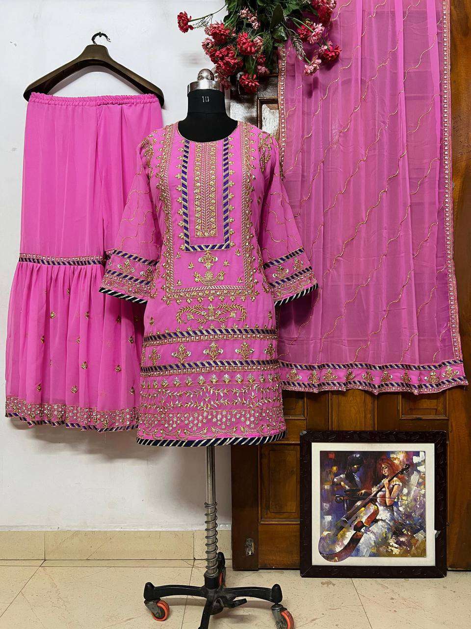 LC 1210 PAKISTANI SUIT