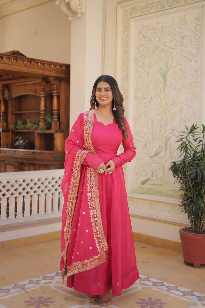 LW 9176 ANARKALI KURTI