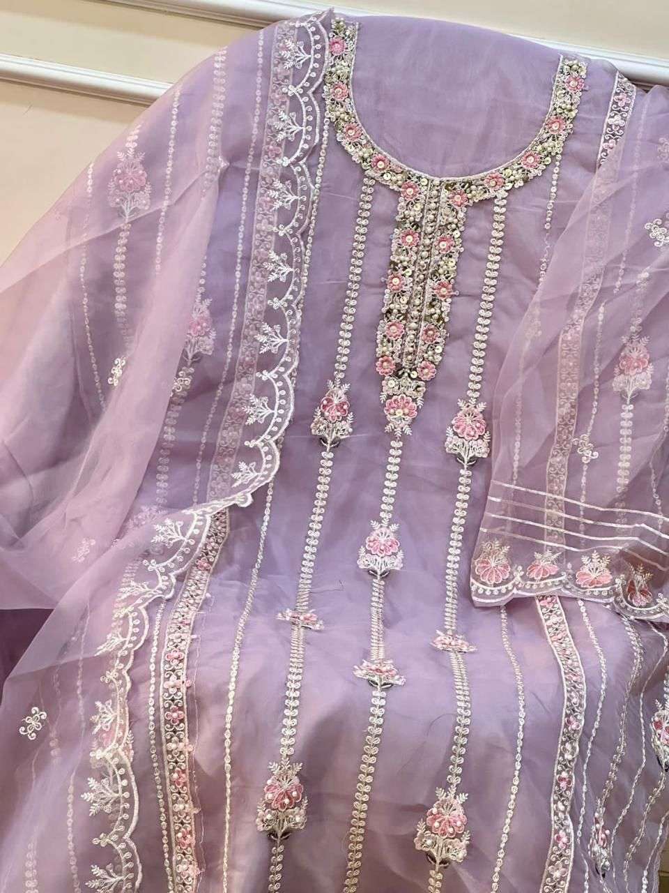 MEHBOOB TEX D NO 1258 ORGANZA EMBROIDERED SUIT