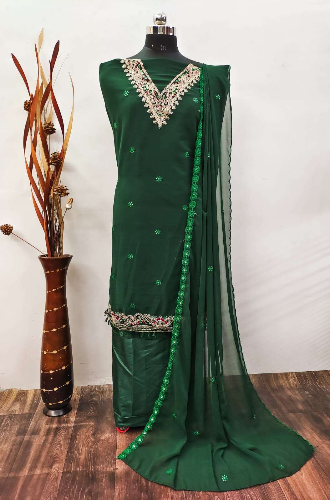 MF D NO  5028 GEORGETTE EMBROIDERY DESIGNER SUIT
