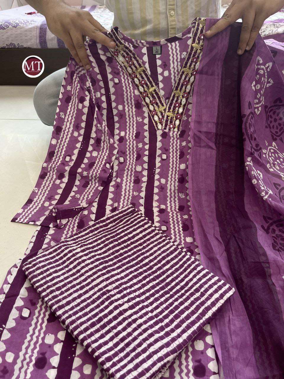 MRT 105 KURTI SET