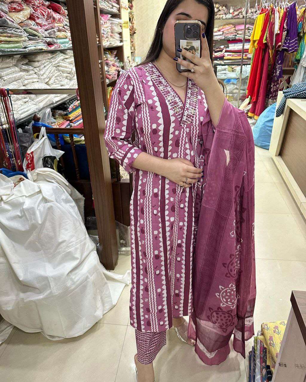 MRT 105 KURTI SET