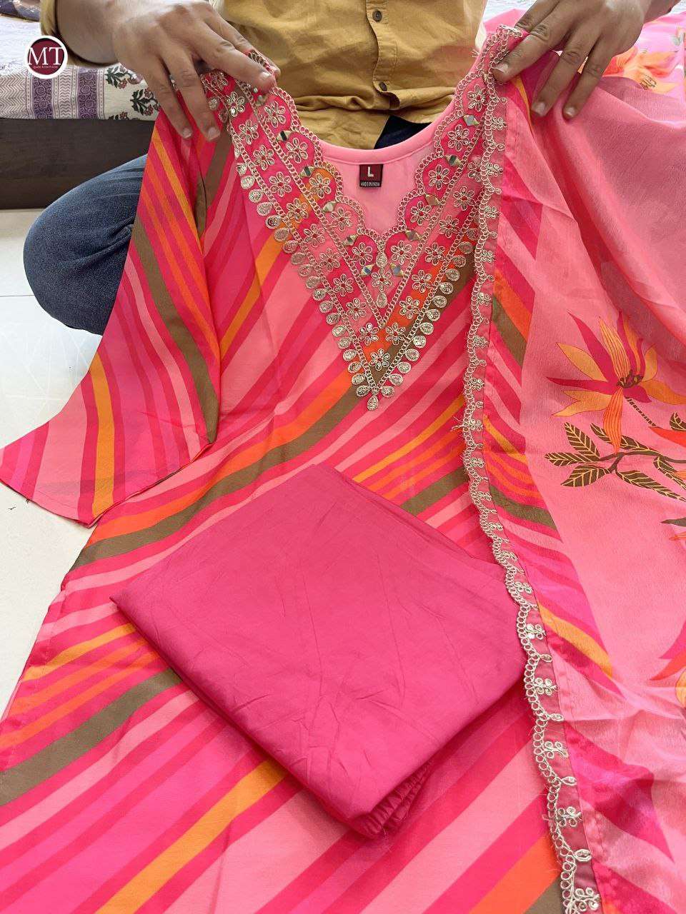 MRT 109 KURTI SET