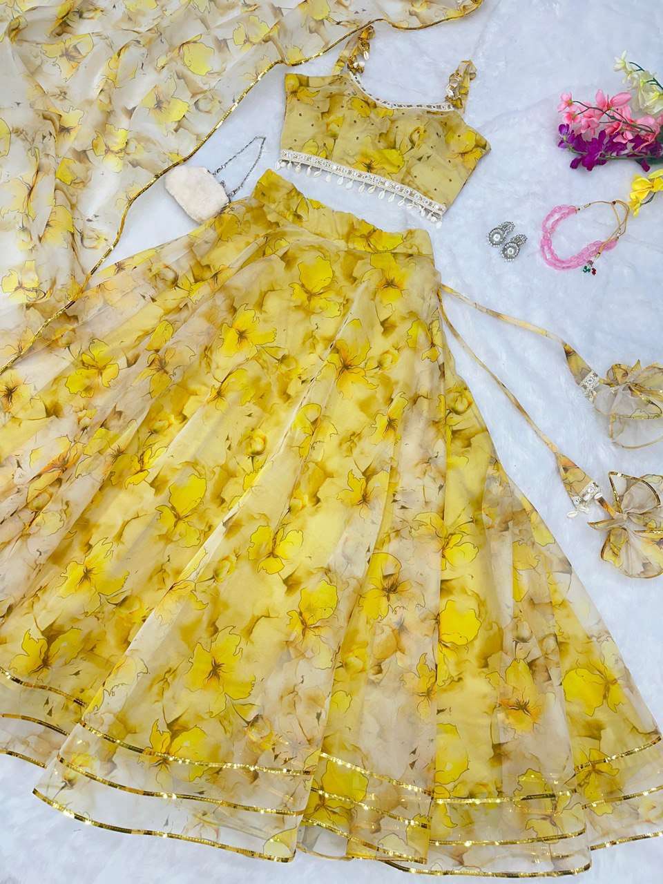SC 177 LEHENGA CHOLI