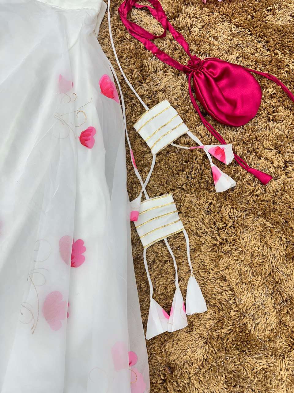 SC 185 LEHENGA CHOLI