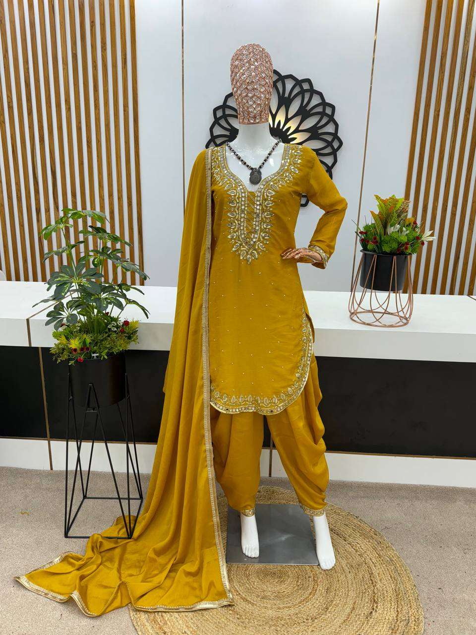 SRK 5138 SALWAR SUIT