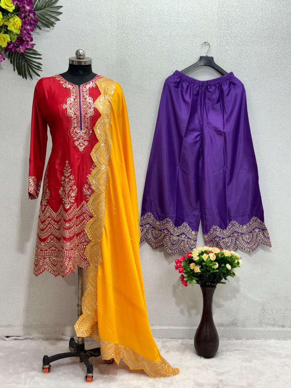 ST 144 KURTI SET