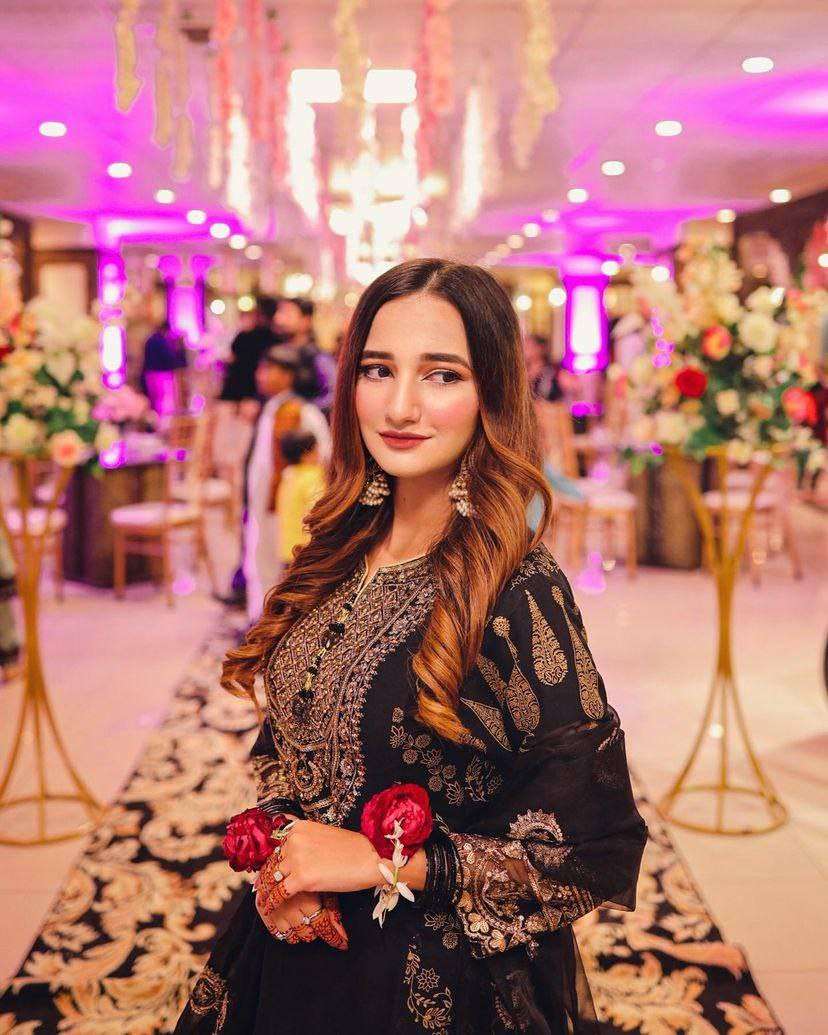 Z 9243 SHARARA SUIT