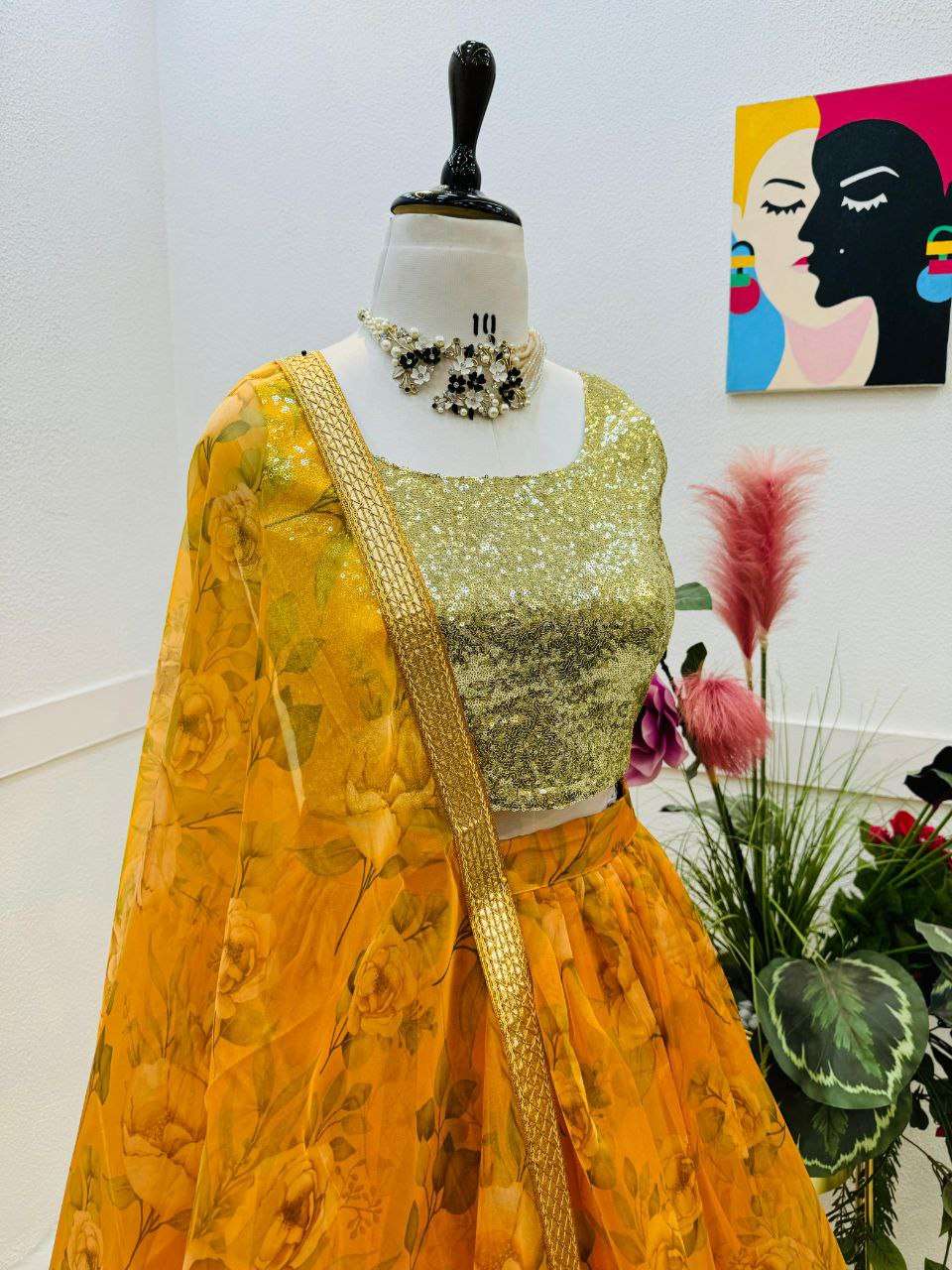 Z 9279 LEHENGA CHOLI