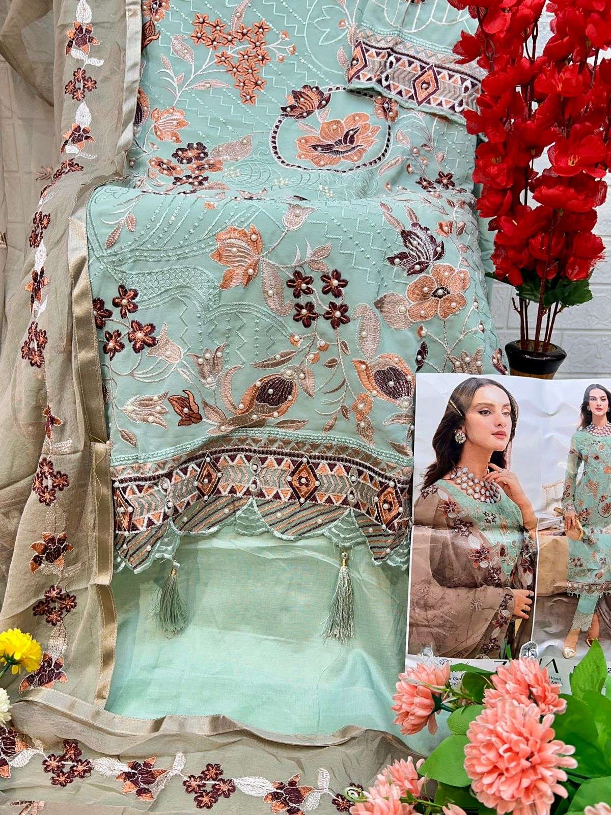 ZAHA RAMSHA VOL 15 GEORGETTE EMBROIDERED SUIT